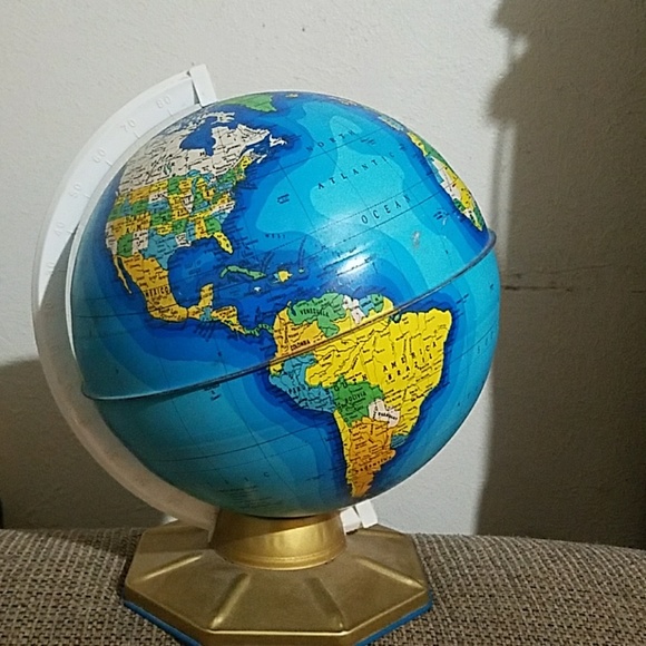 Other - Aluminum world globe